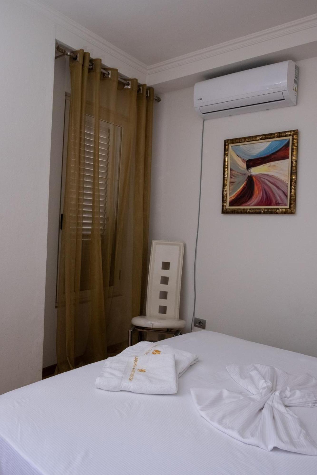 Albjona Guesthouse Tirana Zewnętrze zdjęcie