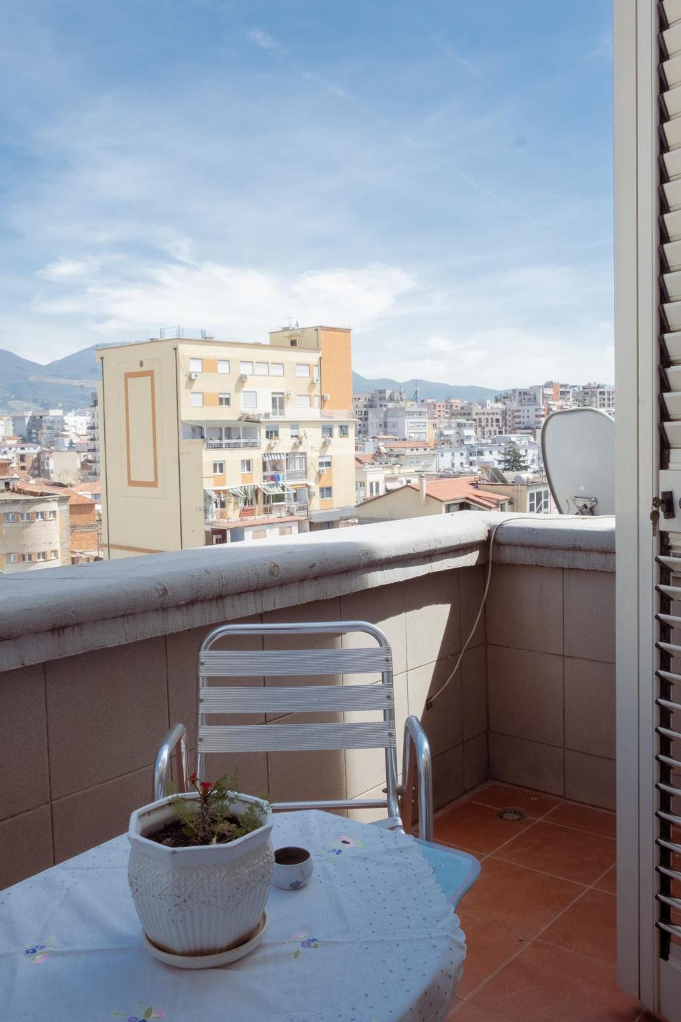 Albjona Guesthouse Tirana Zewnętrze zdjęcie