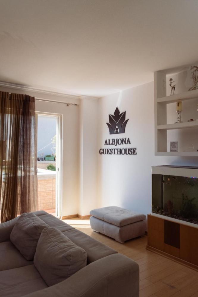 Albjona Guesthouse Tirana Zewnętrze zdjęcie